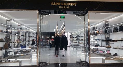 st laurent galleria Houston